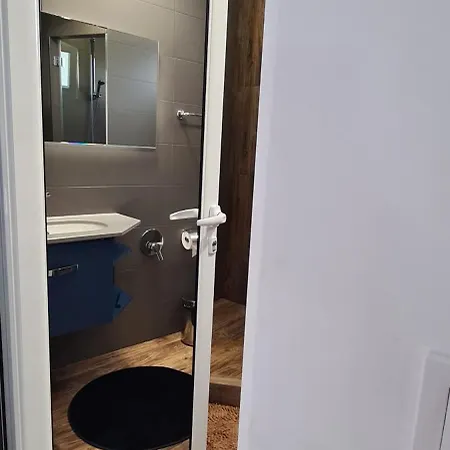 Apartament 2nd Foor Sarafowo